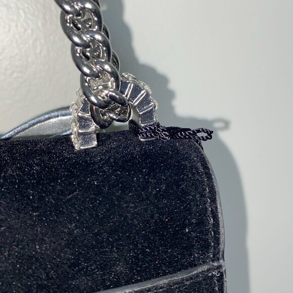 Small Shoreditch Crossbody Bag by Kurt Geiger London - Picture 6 of 10